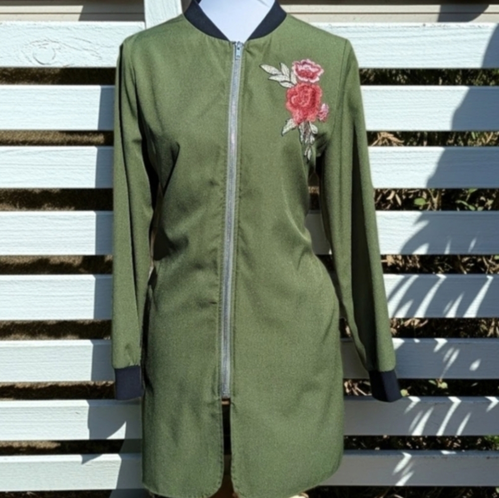 SHEIN Embroidered Green Long Jacket